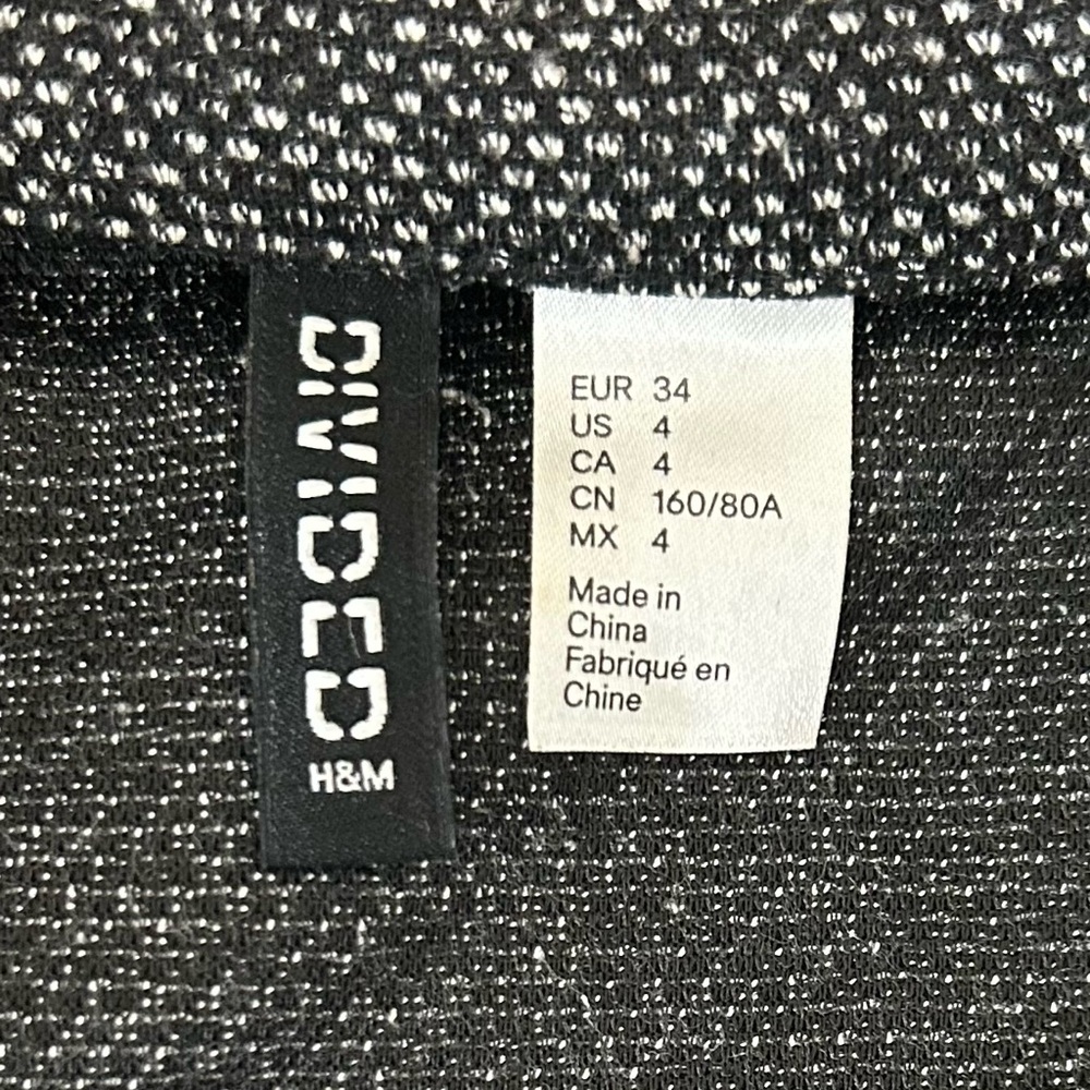 H&M Divided Long Lightweight Button Closure Textured-Weave Black/White Coat Sz 4 - Picture 9 of 11